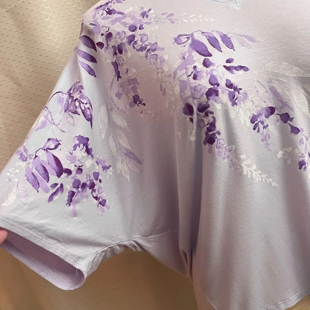SOLD - NOT AVAILABLE 
WHBM lavender floral top size SP - Picture 2 of 6